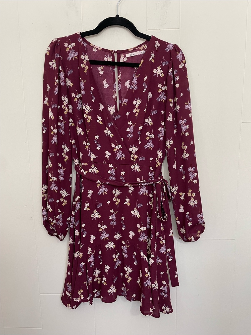 Mi Ami Long Sleeve Floral Mini Dress Size M Maroon Surplice Tie Waist Boho Chic